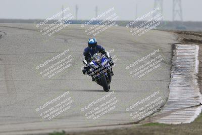 media/Nov-29-2025-TrackDaz (Sat) [[10ae2d9bce]]/B Group/Session 3 (Outside Grapevine)/